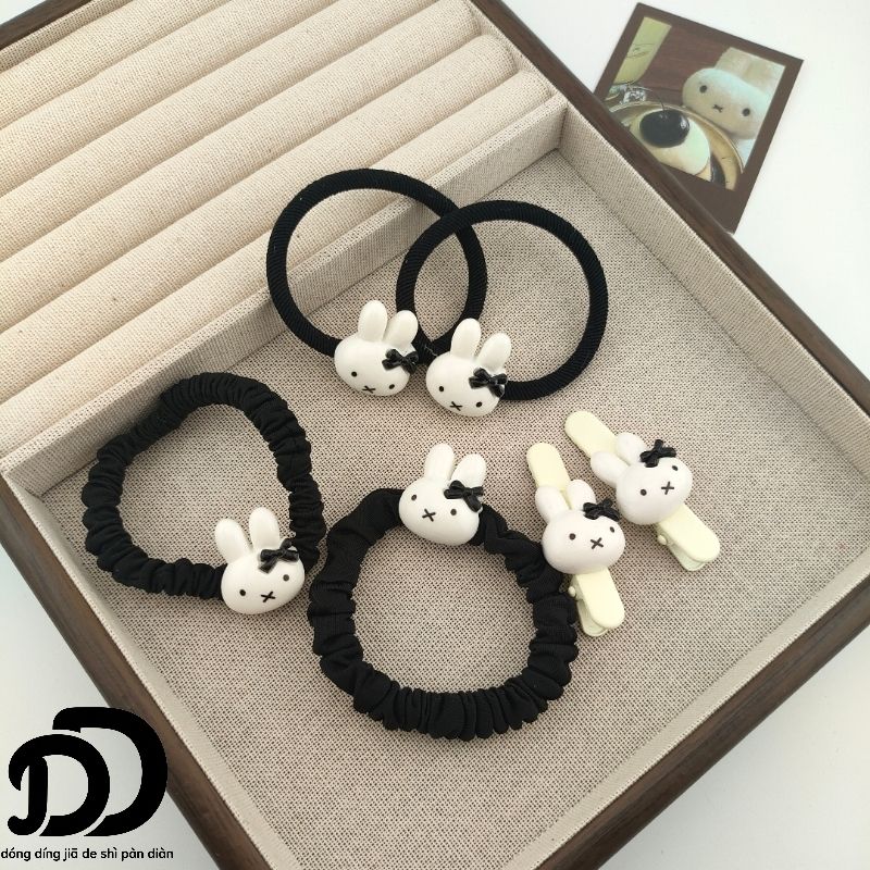 ที่คาดผมรูปโบว์กระต่ายมิฟฟี่น่ - Tie Clip Set บทวิจารณ์และราคา