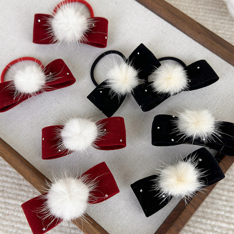 ชุดกิ๊บติดผมยางรัดศีรษะกำมะหยี - Tie Clip Set บทวิจารณ์และราคา