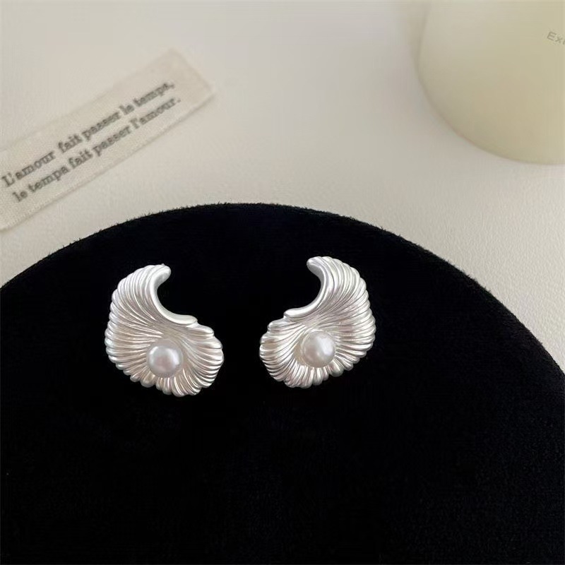ต่างหูสตั๊ดสไตล์กอธิคใหม่ ดีไซ - Men'S Vacation Accessories บทวิจารณ์และราคา